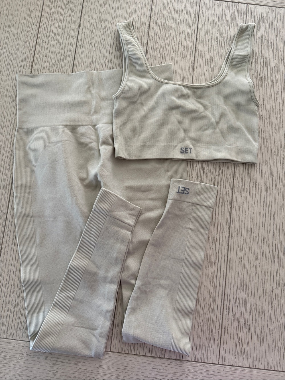 SET Active Ribbed Two-Piece Active Set in Light Sage